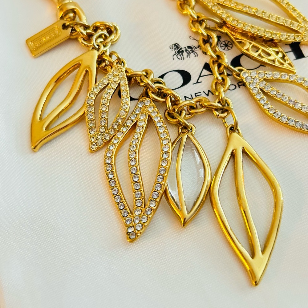 💰SOLD💰RARE VINTAGE Coach charm Bracelet - Picture 7 of 10